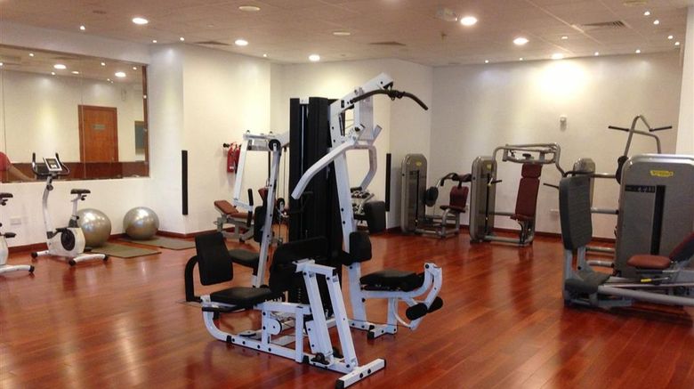 <b>Golden Tulip Sharjah Health</b>. Images powered by <a href="https://iceportal.shijigroup.com/" title="IcePortal" target="_blank">IcePortal</a>.