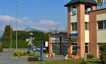 Sopatel Silmande Hotel