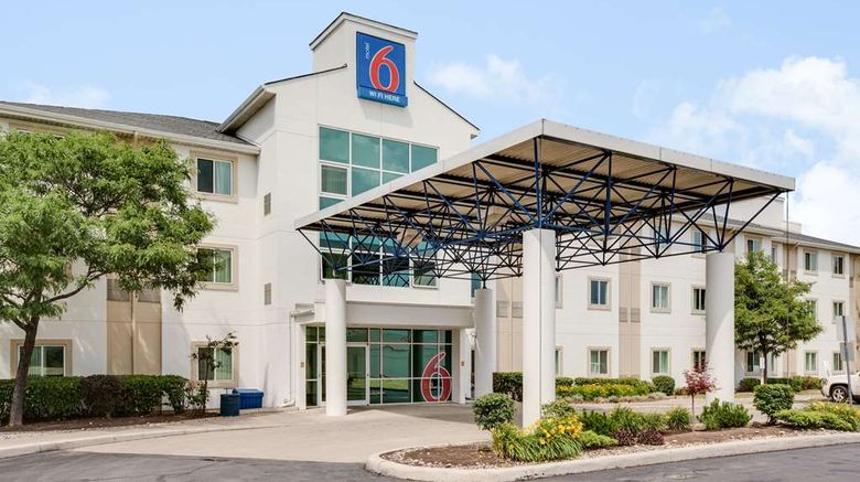 Motel 6 Toronto - Brampton Exterior. Images powered by <a href="https://iceportal.shijigroup.com" target="_blank" rel="noopener">Ice Portal</a>.