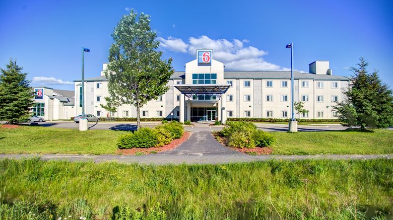 <b>Motel 6 Huntsville Exterior</b>. Images powered by <a href="https://iceportal.shijigroup.com/" title="IcePortal" target="_blank">IcePortal</a>.