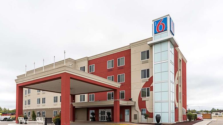 Motel 6 Moosomin Exterior. Images powered by <a href="https://iceportal.shijigroup.com" target="_blank" rel="noopener">Ice Portal</a>.