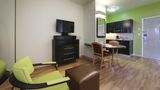 Studio 6 Toronto - Mississauga Room