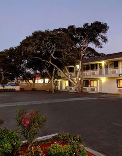 Motel 6 Monterey