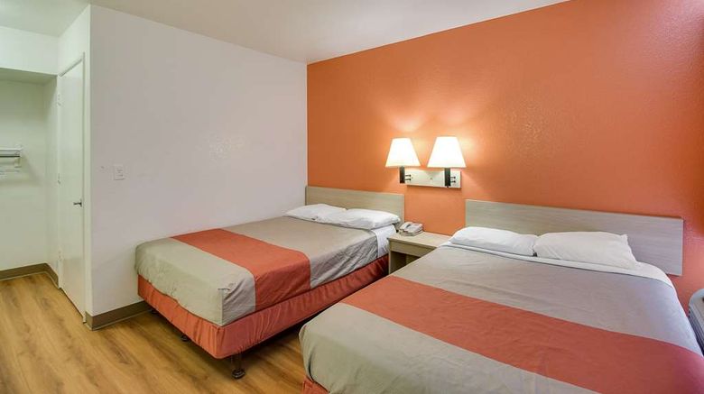 <b>Motel 6 Phoenix East Room</b>. Images powered by <a href="https://iceportal.shijigroup.com/" title="IcePortal" target="_blank">IcePortal</a>.