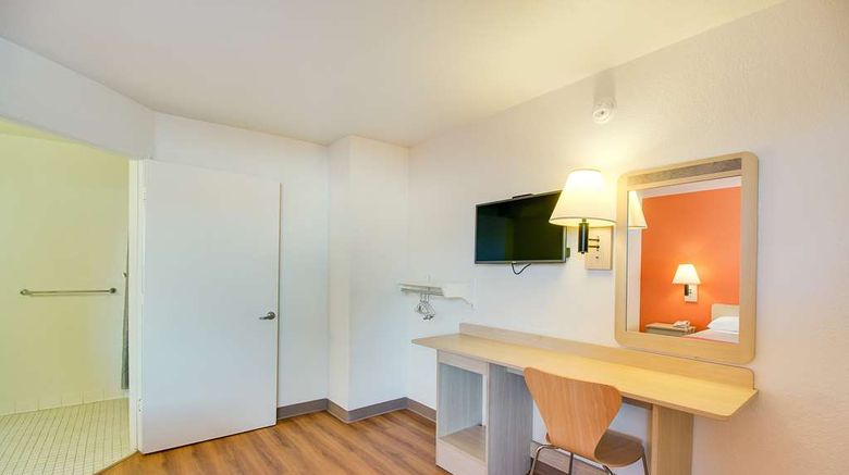<b>Motel 6 Phoenix East Room</b>. Images powered by <a href="https://iceportal.shijigroup.com/" title="IcePortal" target="_blank">IcePortal</a>.