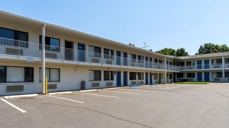 <b>Motel 6 Redding Central Exterior</b>. Images powered by <a href="https://iceportal.shijigroup.com/" title="IcePortal" target="_blank">IcePortal</a>.