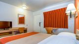 Motel 6 Corona Room