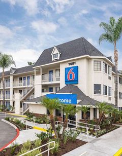 Motel 6 Buena Park Knotts Berry Farm