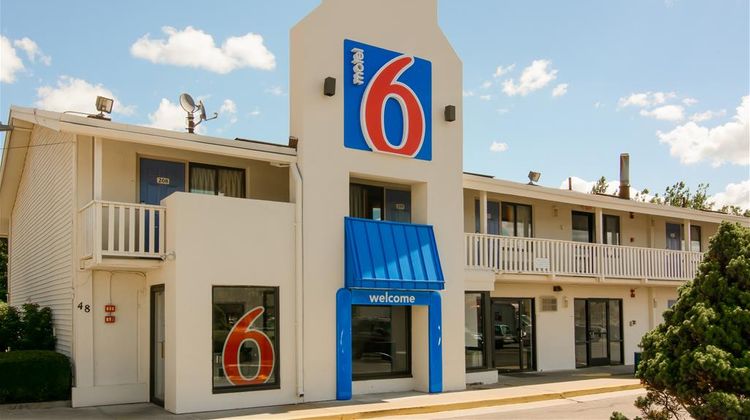 Motel 6 Leominster Exterior
