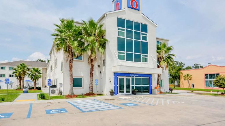 Motel 6 Biloxi Exterior. Images powered by <a href="https://iceportal.shijigroup.com" target="_blank" rel="noopener">Ice Portal</a>.