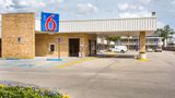 <b>Motel 6 Baton Rouge Southeast Exterior</b>. Images powered by <a href="https://iceportal.shijigroup.com/" title="IcePortal" target="_blank">IcePortal</a>.