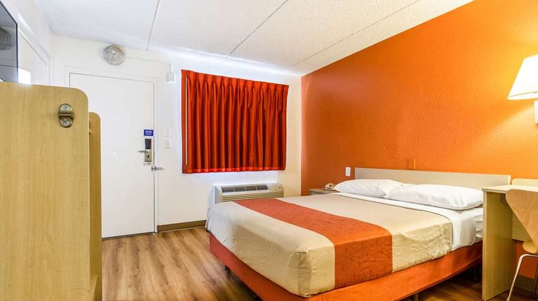 <b>Motel 6 Phoenix Temp Room</b>. Images powered by <a href="https://iceportal.shijigroup.com/" title="IcePortal" target="_blank">IcePortal</a>.