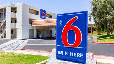 Motel 6 Phoenix Temp