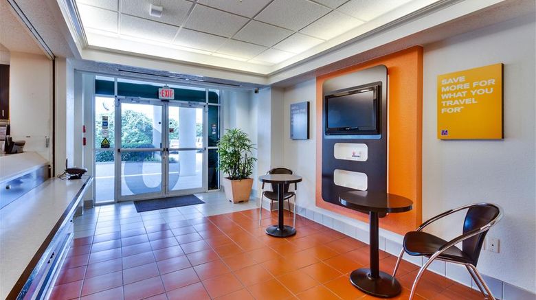 <b>Motel 6 Dallas - Lewisville Lobby</b>. Images powered by <a href="https://iceportal.shijigroup.com/" title="IcePortal" target="_blank">IcePortal</a>.