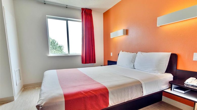 <b>Motel 6 Dallas - Lewisville Room</b>. Images powered by <a href="https://iceportal.shijigroup.com/" title="IcePortal" target="_blank">IcePortal</a>.