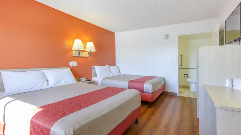<b>Motel 6 Phoenix Airport Room</b>. Images powered by <a href="https://iceportal.shijigroup.com/" title="IcePortal" target="_blank">IcePortal</a>.