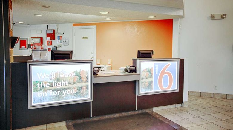 <b>Motel 6 Albany Lobby</b>. Images powered by <a href="https://iceportal.shijigroup.com/" title="IcePortal" target="_blank">IcePortal</a>.