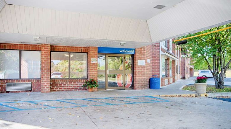 <b>Motel 6 Albany Exterior</b>. Images powered by <a href="https://iceportal.shijigroup.com/" title="IcePortal" target="_blank">IcePortal</a>.