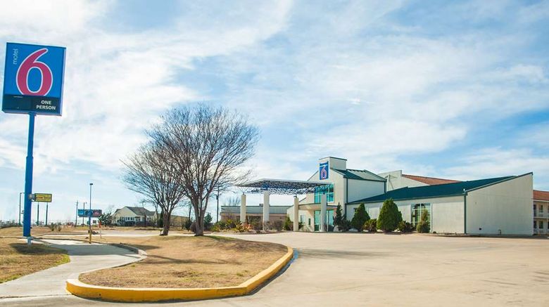 Motel 6 Corsicana Exterior. Images powered by <a href="https://iceportal.shijigroup.com" target="_blank" rel="noopener">Ice Portal</a>.