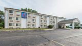<b>Motel 6 Lawrence KS Exterior</b>. Images powered by <a href="https://iceportal.shijigroup.com/" title="IcePortal" target="_blank">IcePortal</a>.