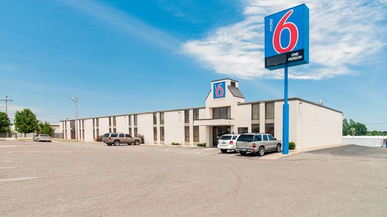 <b>Motel 6 Oklahoma City Exterior</b>. Images powered by <a href="https://iceportal.shijigroup.com/" title="IcePortal" target="_blank">IcePortal</a>.