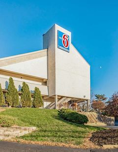 Motel 6 Cincinnati Central