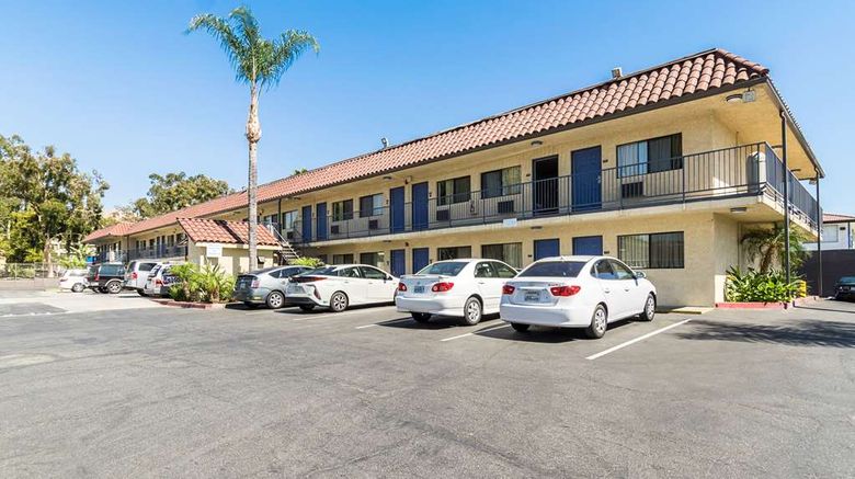 Motel 6 UCR Riverside Exterior. Images powered by <a href="https://iceportal.shijigroup.com" target="_blank" rel="noopener">Ice Portal</a>.
