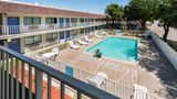 Motel 6 Del Rio Pool