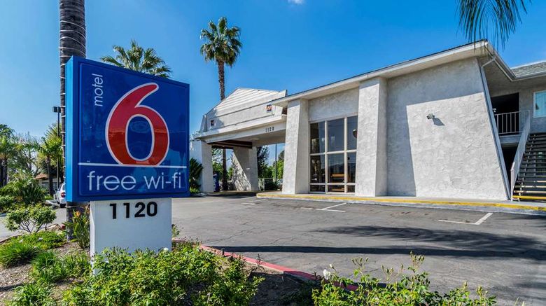 <b>Motel 6 Redlands Exterior</b>. Images powered by <a href="https://iceportal.shijigroup.com/" title="IcePortal" target="_blank">IcePortal</a>.