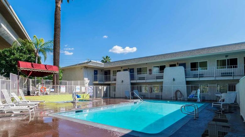 <b>Motel 6 Redlands Pool</b>. Images powered by <a href="https://iceportal.shijigroup.com/" title="IcePortal" target="_blank">IcePortal</a>.