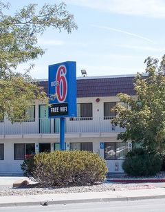 Motel 6 Reno – Livestock