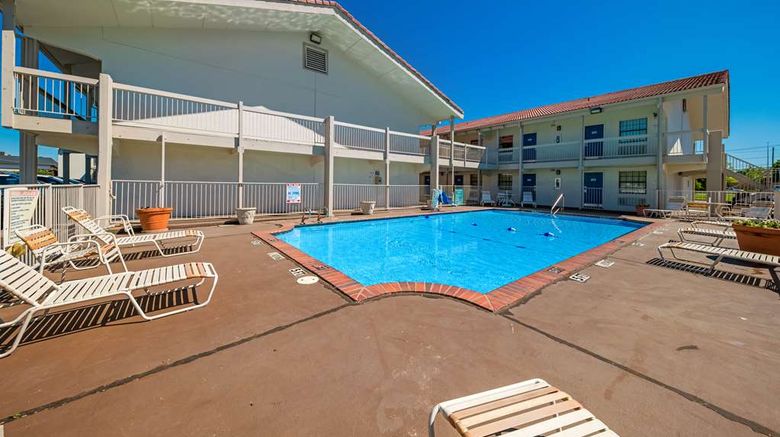 <b>Motel 6 Farmers Branch Pool</b>. Images powered by <a href="https://iceportal.shijigroup.com/" title="IcePortal" target="_blank">IcePortal</a>.