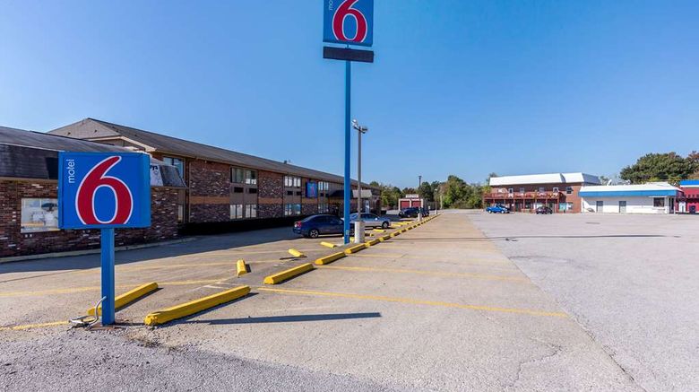 <b>Motel 6 Troy Exterior</b>. Images powered by <a href="https://iceportal.shijigroup.com/" title="IcePortal" target="_blank">IcePortal</a>.