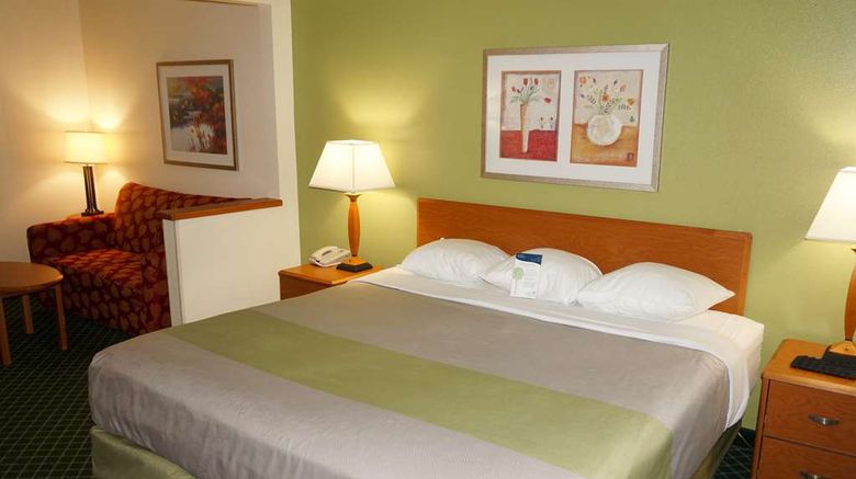 <b>Motel 6 Indianapolis/Anderson Room</b>. Images powered by <a href="https://iceportal.shijigroup.com/" title="IcePortal" target="_blank">IcePortal</a>.