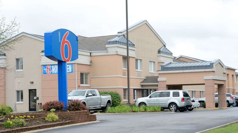 <b>Motel 6 Indianapolis/Anderson Exterior</b>. Images powered by <a href="https://iceportal.shijigroup.com/" title="IcePortal" target="_blank">IcePortal</a>.
