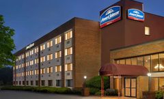 Howard Johnson Hotel South Portland