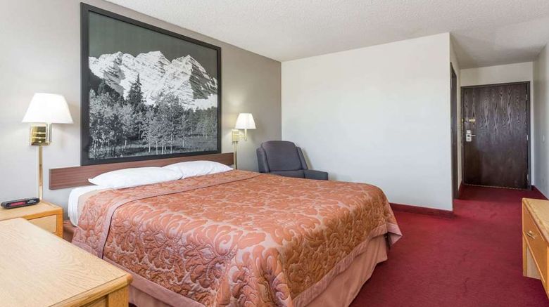 <b>Super 8 Grand Junction Colorado Room</b>. Images powered by <a href="https://iceportal.shijigroup.com/" title="IcePortal" target="_blank">IcePortal</a>.