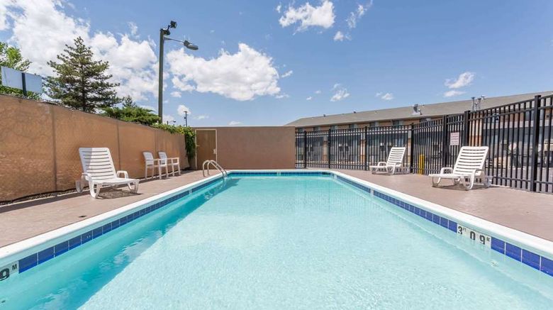 <b>Super 8 Grand Junction Colorado Pool</b>. Images powered by <a href="https://iceportal.shijigroup.com/" title="IcePortal" target="_blank">IcePortal</a>.
