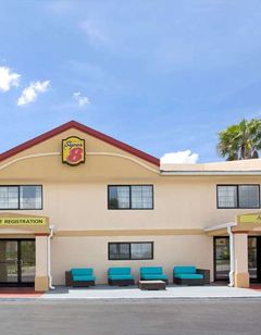 Super 8 Orlando International Drive