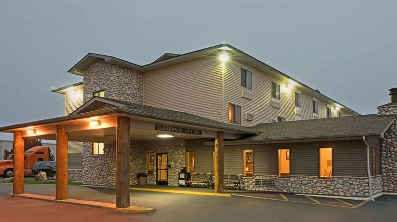 Super 8 Billings Exterior. Images powered by <a href="https://iceportal.shijigroup.com" target="_blank" rel="noopener">Ice Portal</a>.