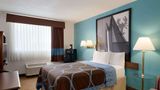 Super 8 Portland/Westbrook Area Room
