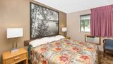 Super 8 Blue Earth Room