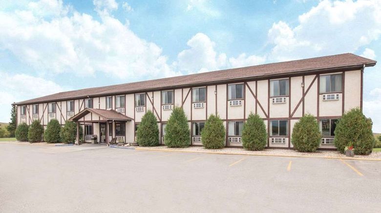 Super 8 Warroad Tourist Class Warroad Mn Hotels Gds Reservation Codes Travel Weekly