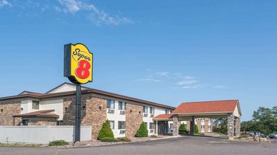 Super 8 Rice Lake