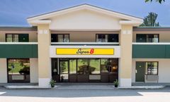 Super 8 White River Junction