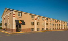 Super 8 Lincoln West