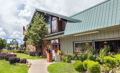 Days Inn by Wyndham Show Low