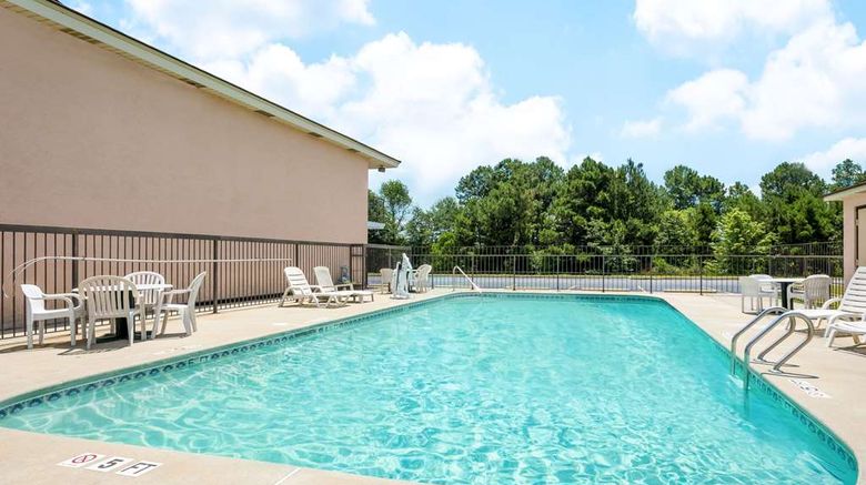 <b>Days Inn Aiken - Interstate Hwy 20 Pool</b>. Images powered by <a href="https://iceportal.shijigroup.com/" title="IcePortal" target="_blank">IcePortal</a>.