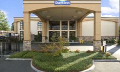 Days Inn  & Suites Tuscaloosa University