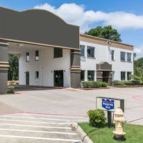 Knights Inn Longview
